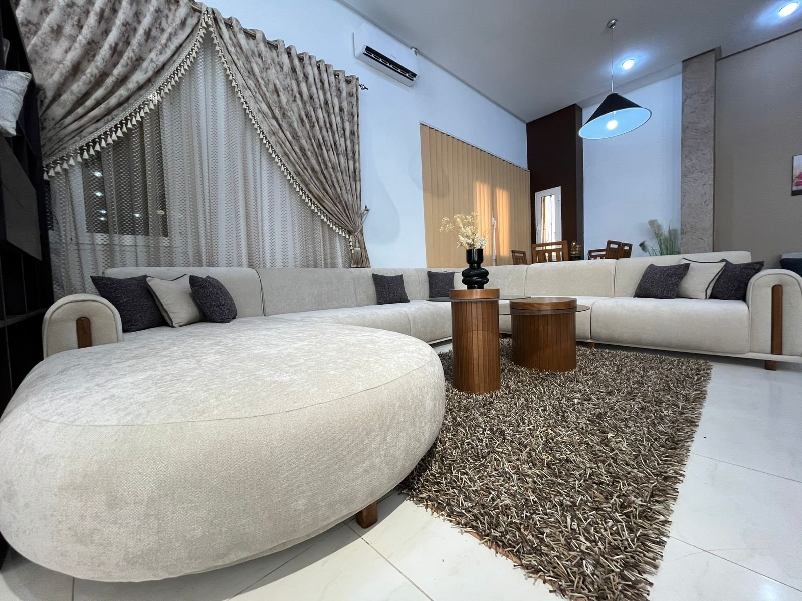 3a429ef3-5c36-4f78-8825-8bf2acd02e8a